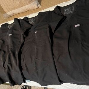 FIGS Black Catarina™ One-Pocket Scrub Tops - XXS